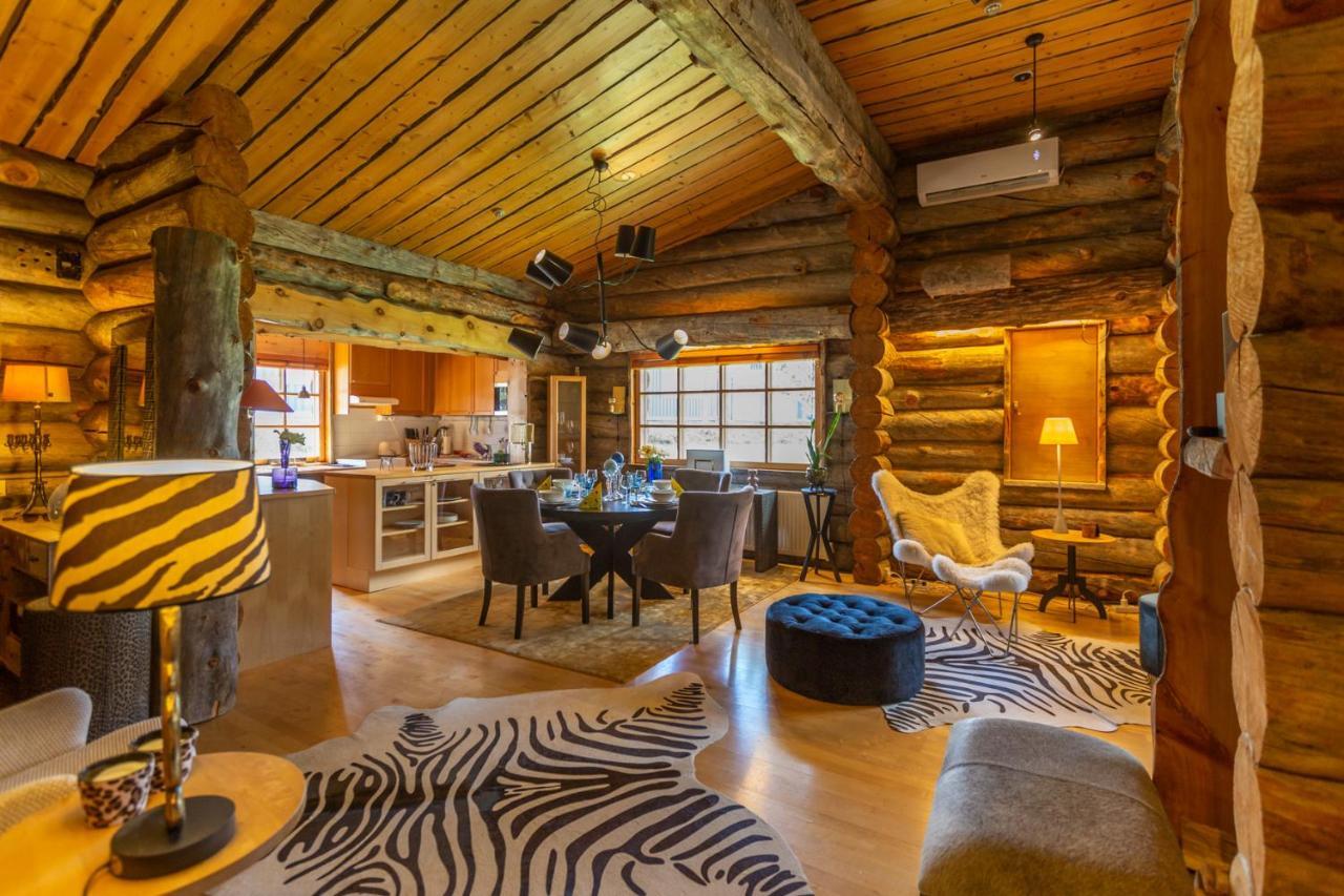 Kuukkeli Log Houses Teerenpesae - Premium Suite A48 Saariselkä Eksteriør billede